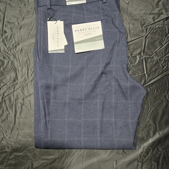 Perry Ellis Performance Portfolio Dress pants. Very sharp! NWT. 36x29 - Picture 1 of 4
